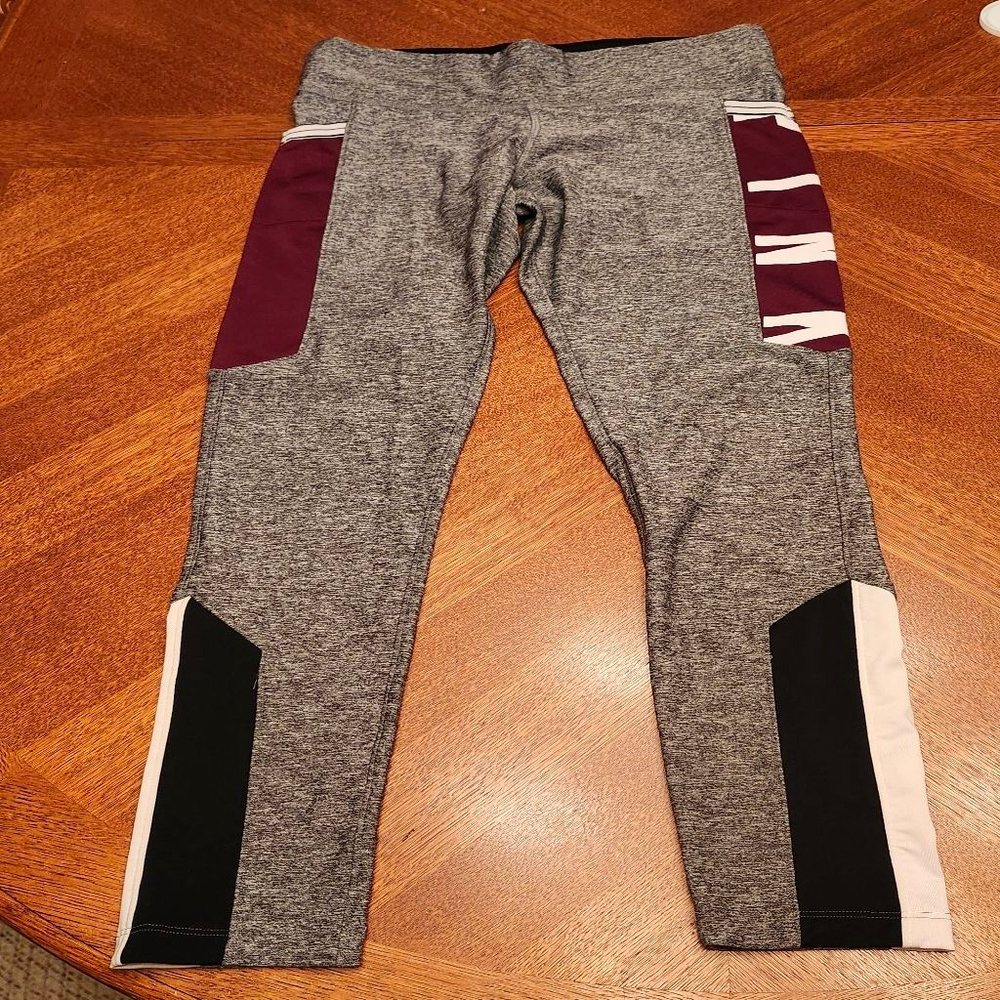 Women's PINK Victoria's Secret Ultimate Leggings S Gray Burgundy A2